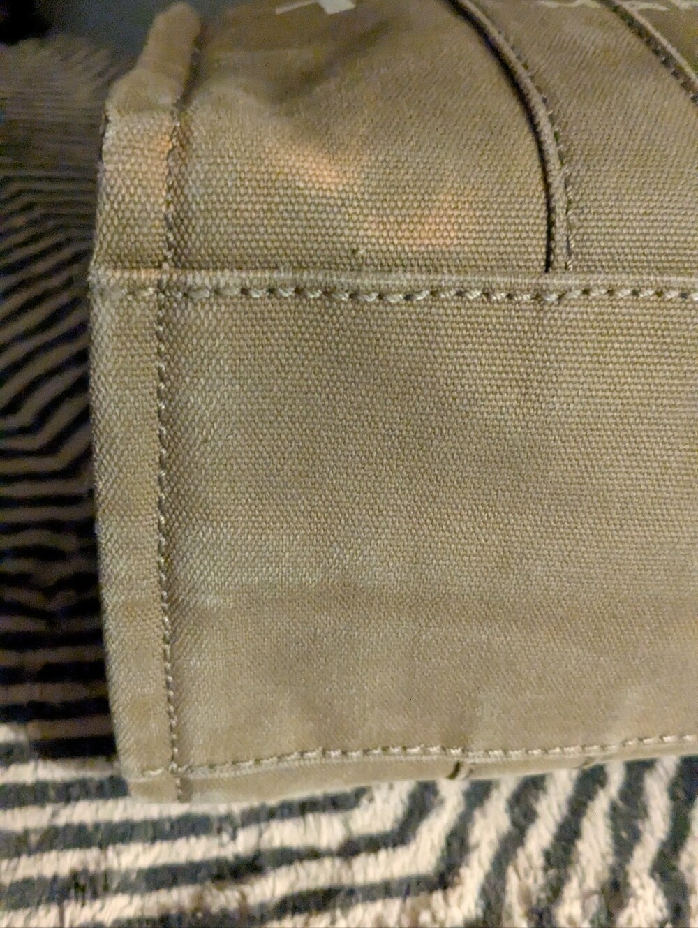 Marc Jacobs Medium Tote In Slate - Picture 6 of 13